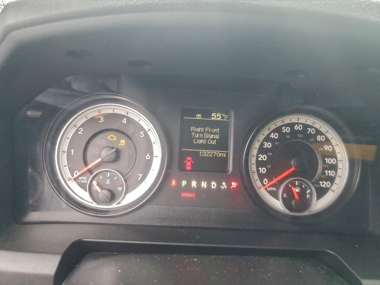 2014 RAM 1500 ST photo 9
