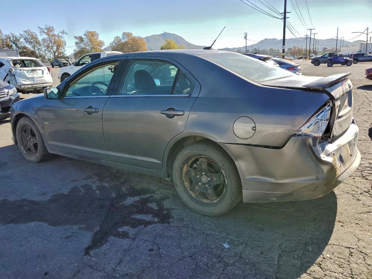 2010 FORD FUSION SE photo 2