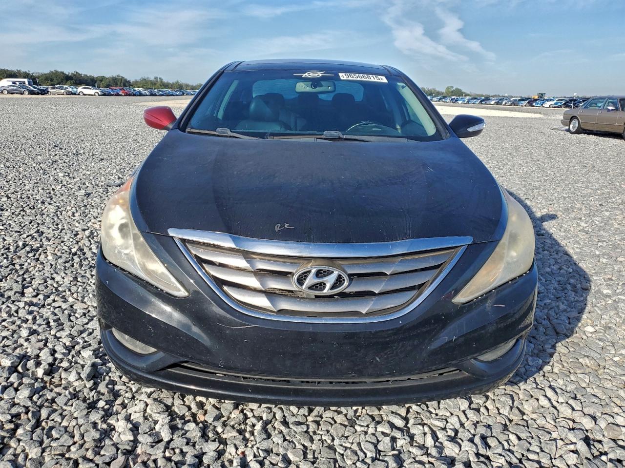 2013 HYUNDAI SONATA SE photo 5