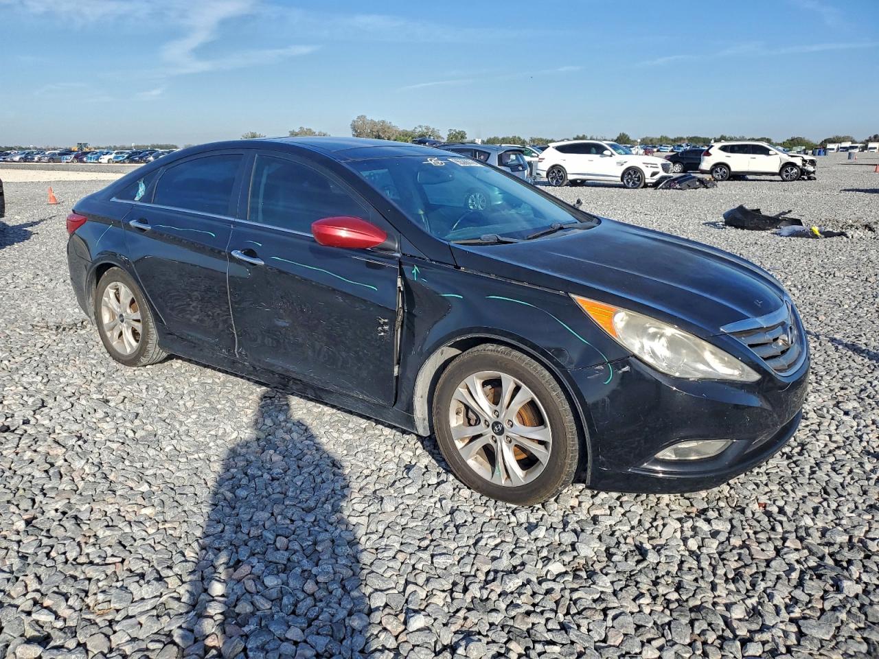2013 HYUNDAI SONATA SE photo 4