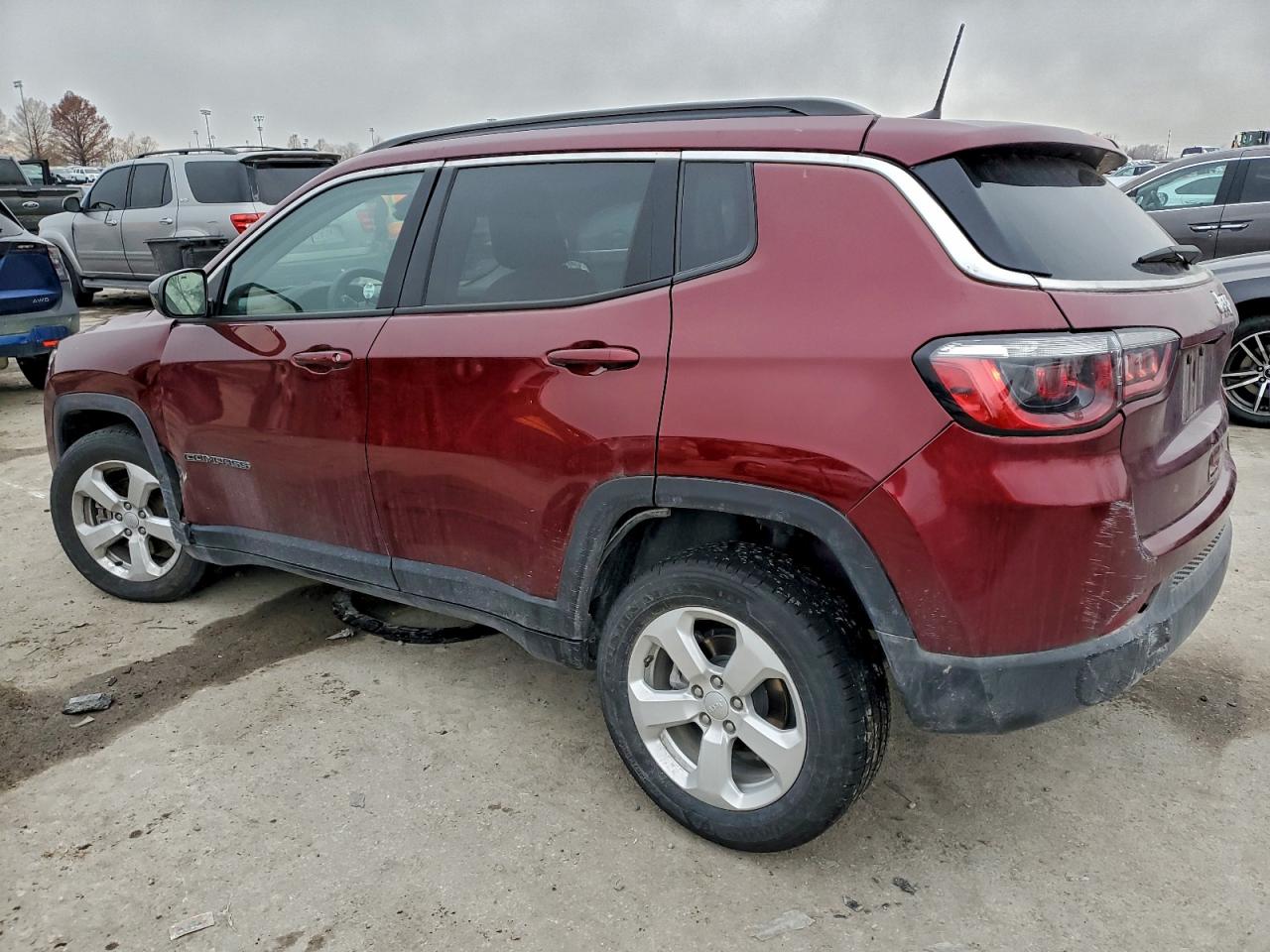 2022 JEEP COMPASS LATITUDE photo 2