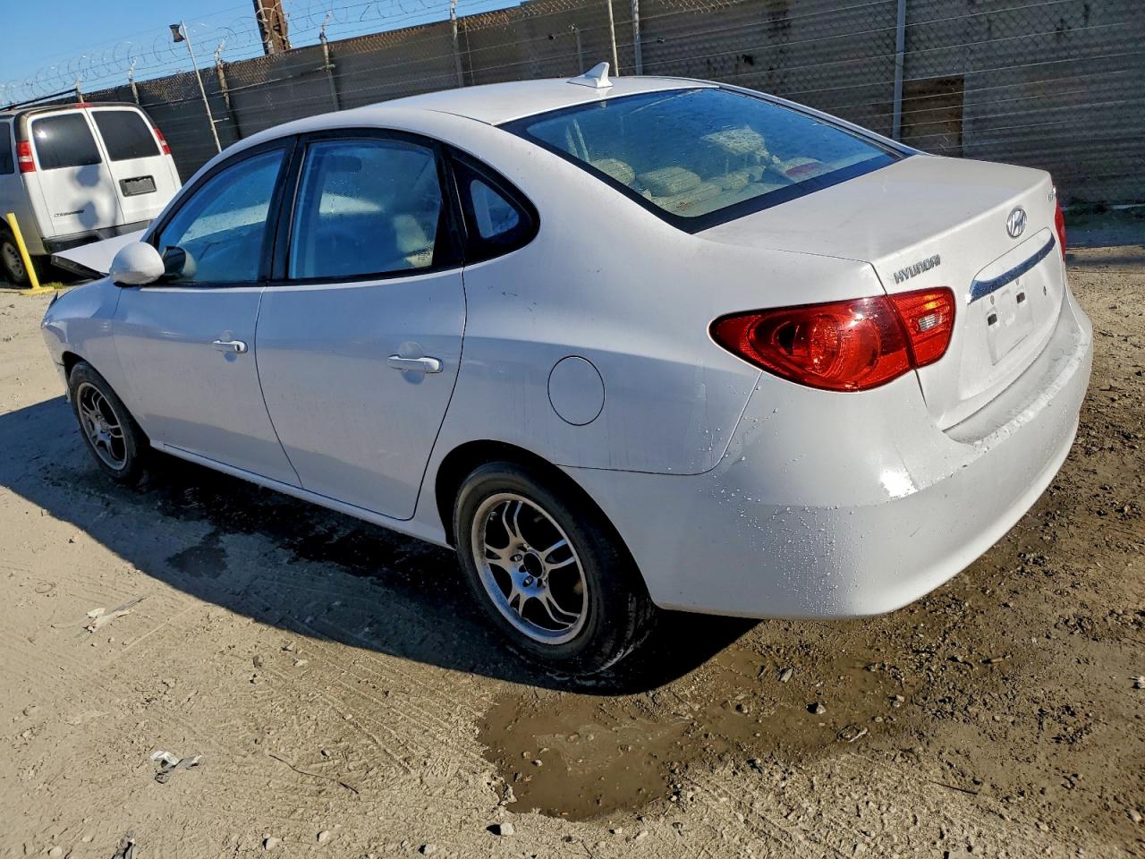 2010 HYUNDAI ELANTRA BLUE photo 2