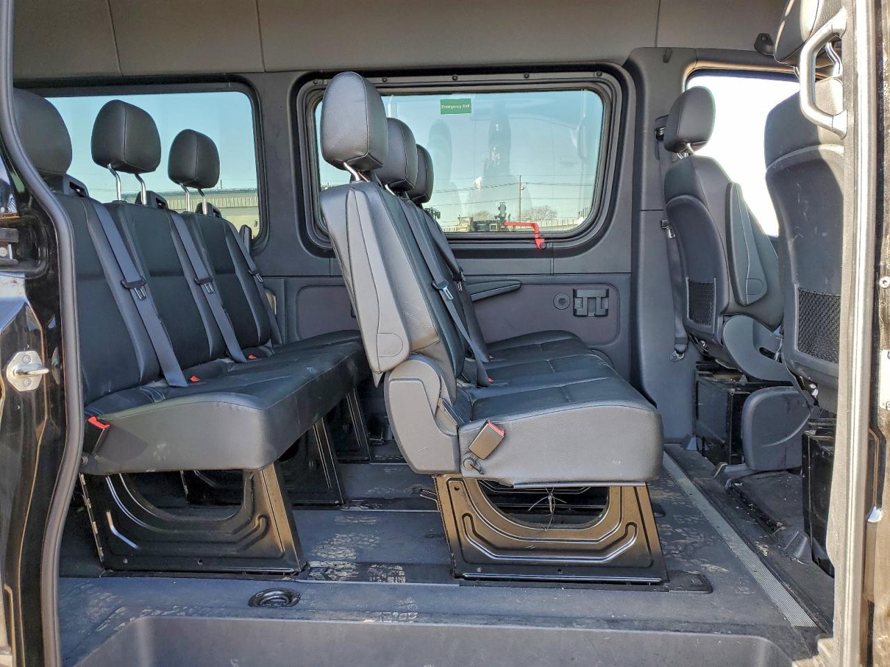2024 MERCEDES-BENZ SPRINTER 2500 photo 11