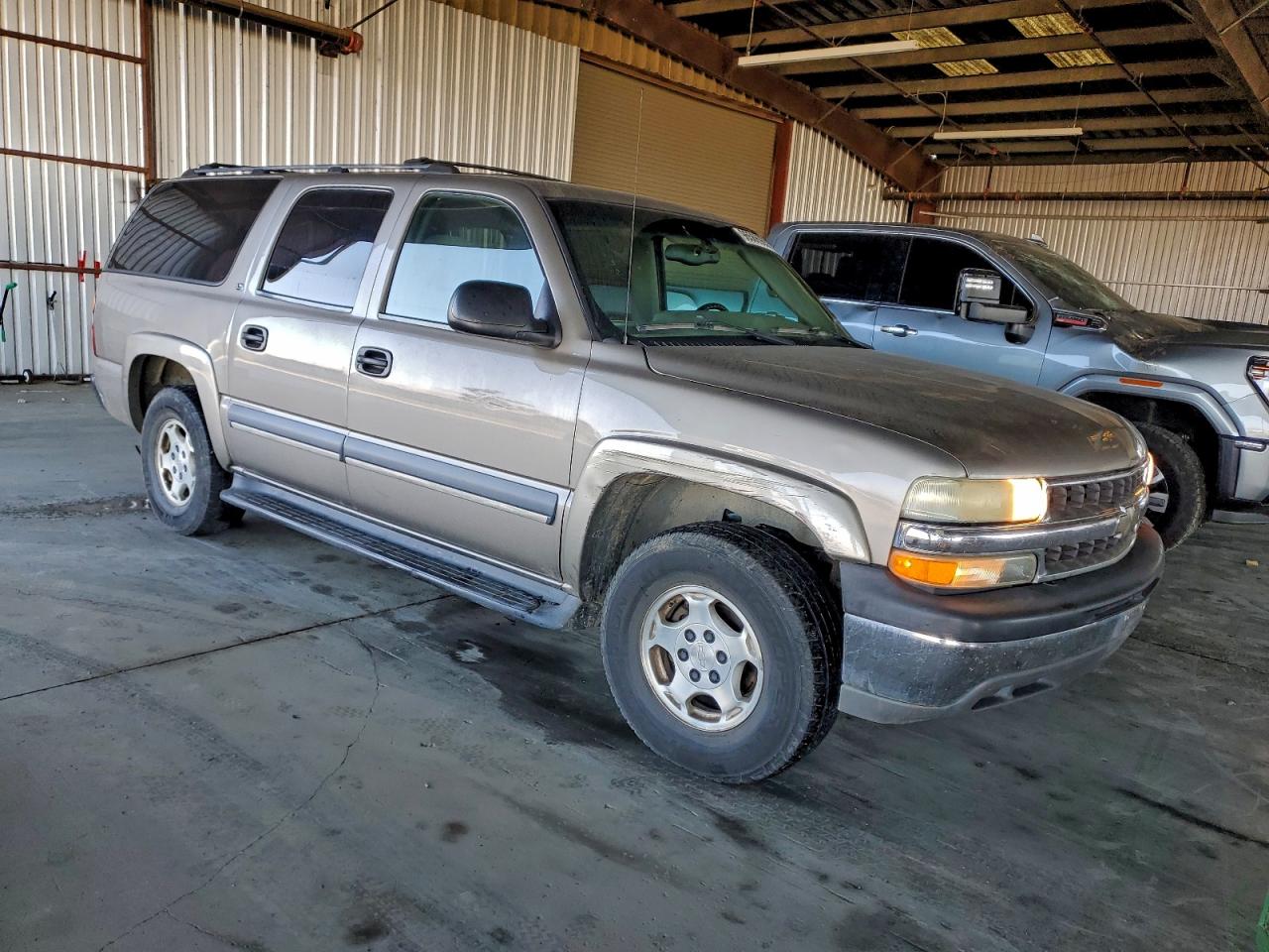 2002 CHEVROLET SUBURBAN C1500 photo 4