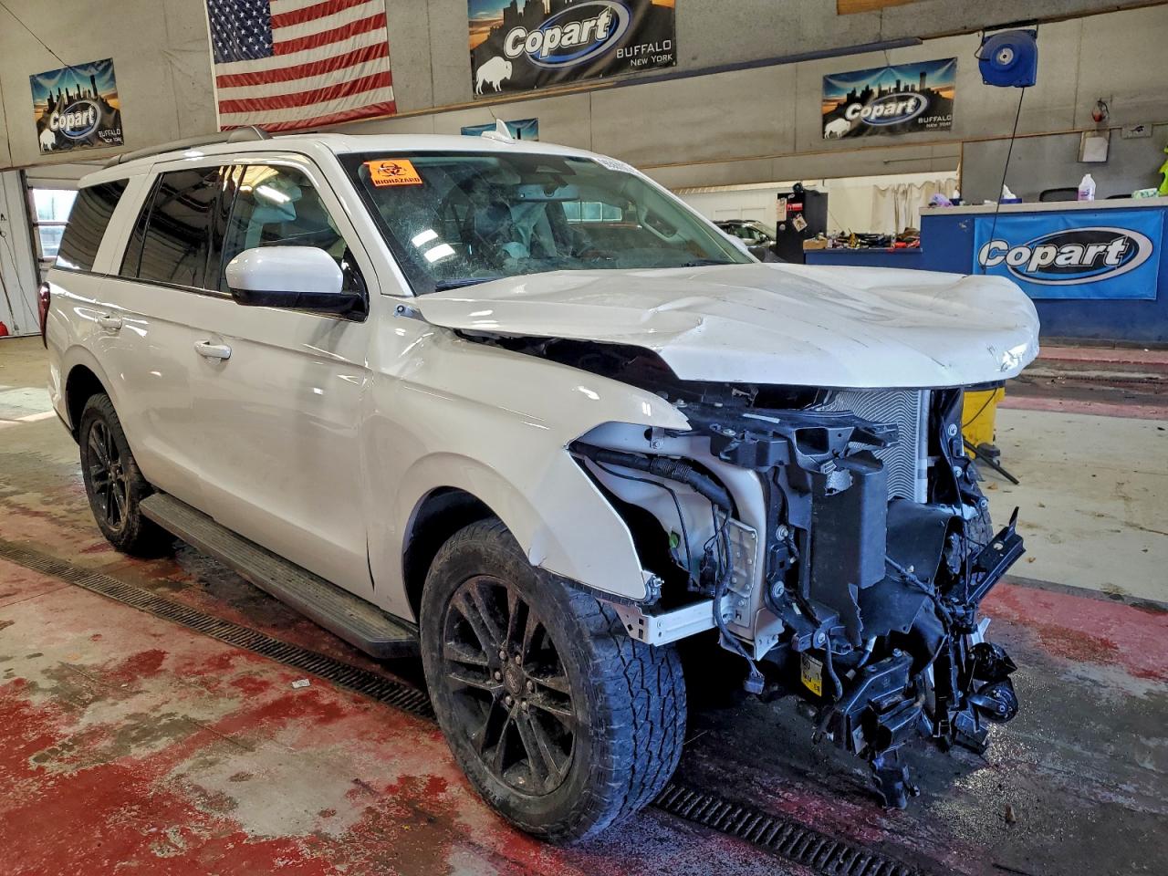 2024 FORD EXPEDITION XLT photo 4