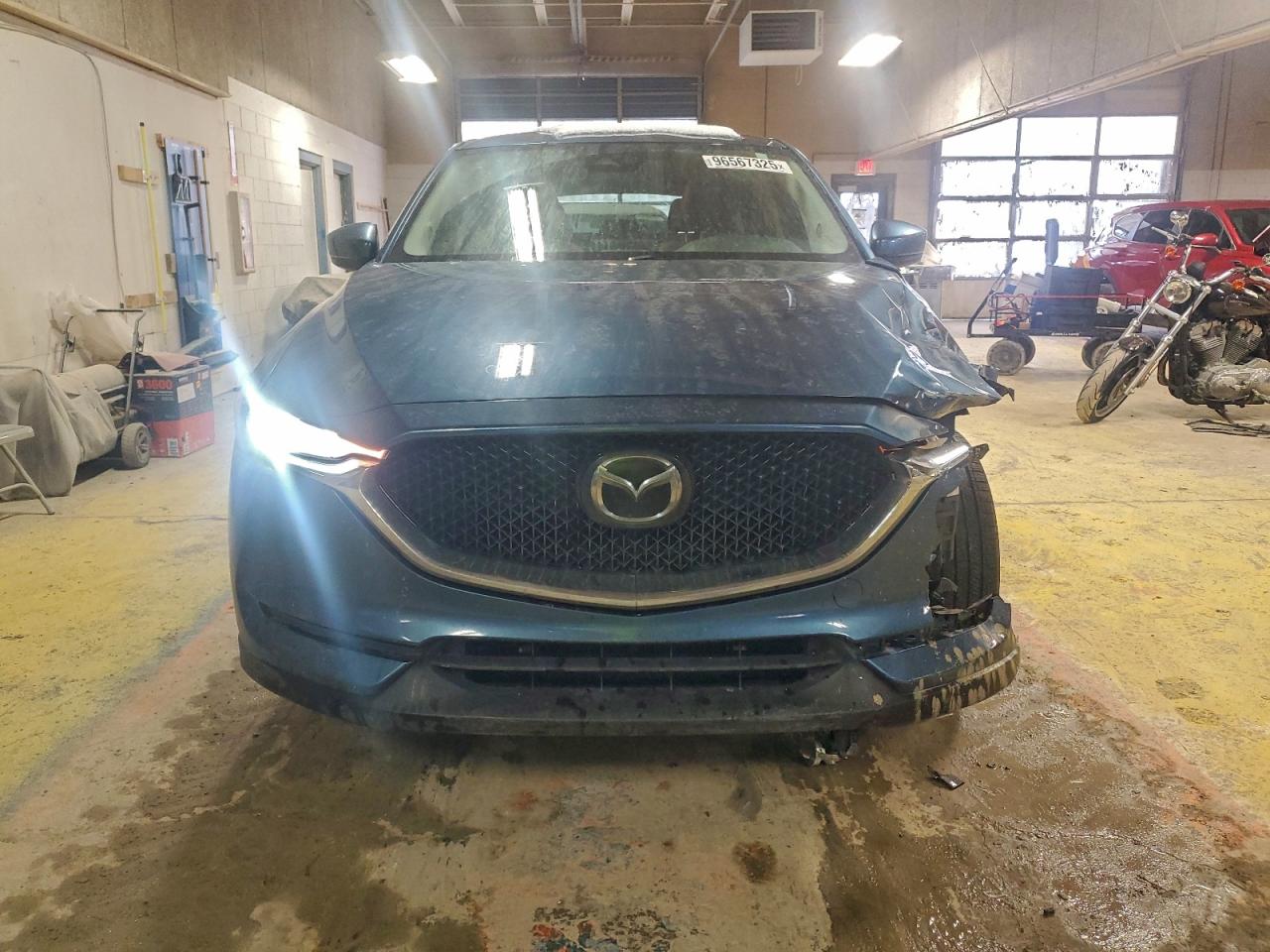 2020 MAZDA CX-5 TOURING photo 13