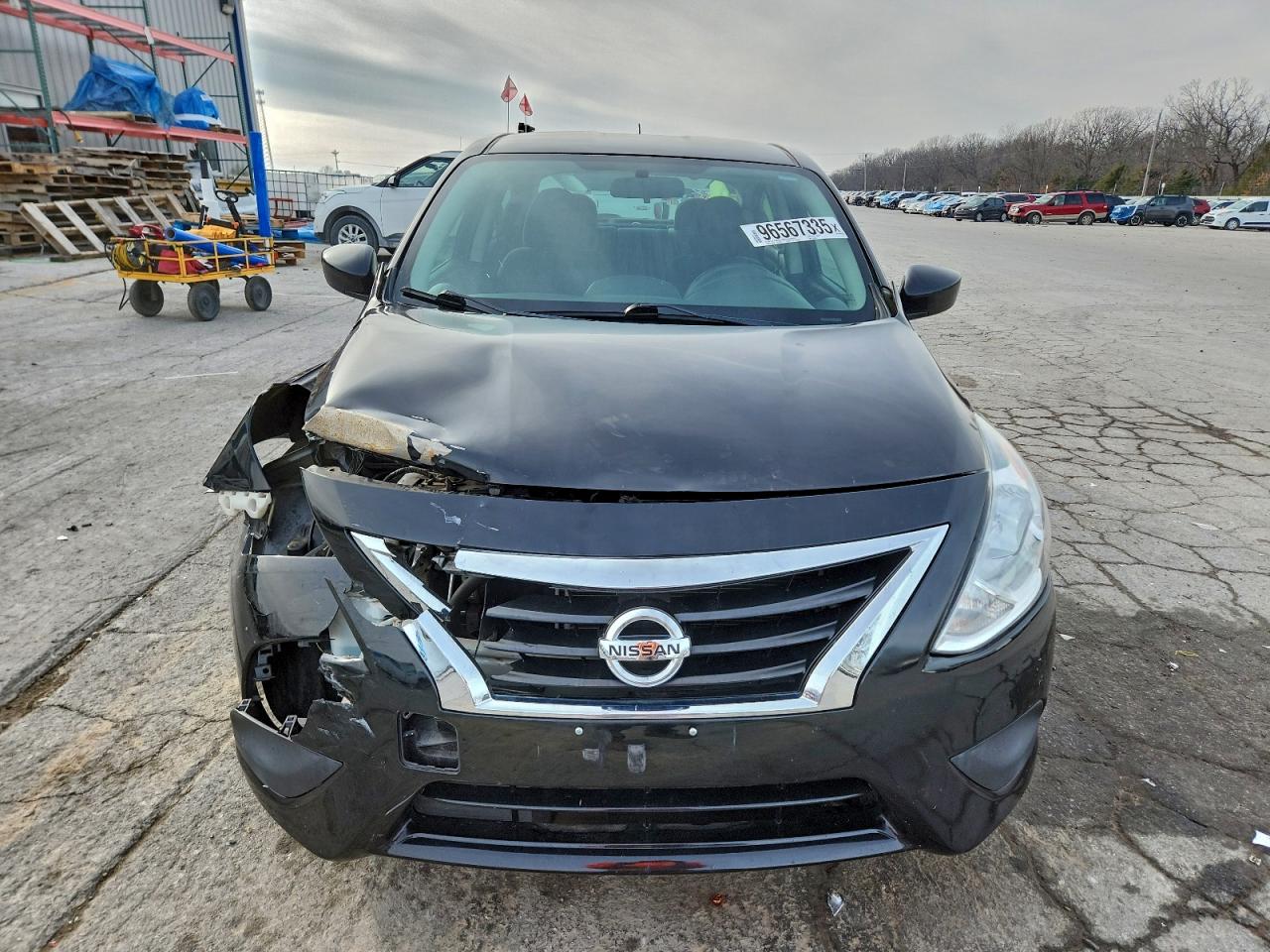 2019 NISSAN VERSA S photo 5