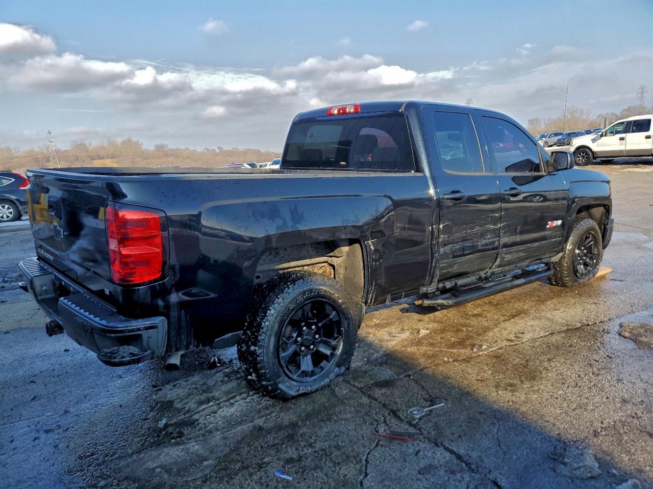 2015 CHEVROLET SILVERADO K1500 LT photo 3
