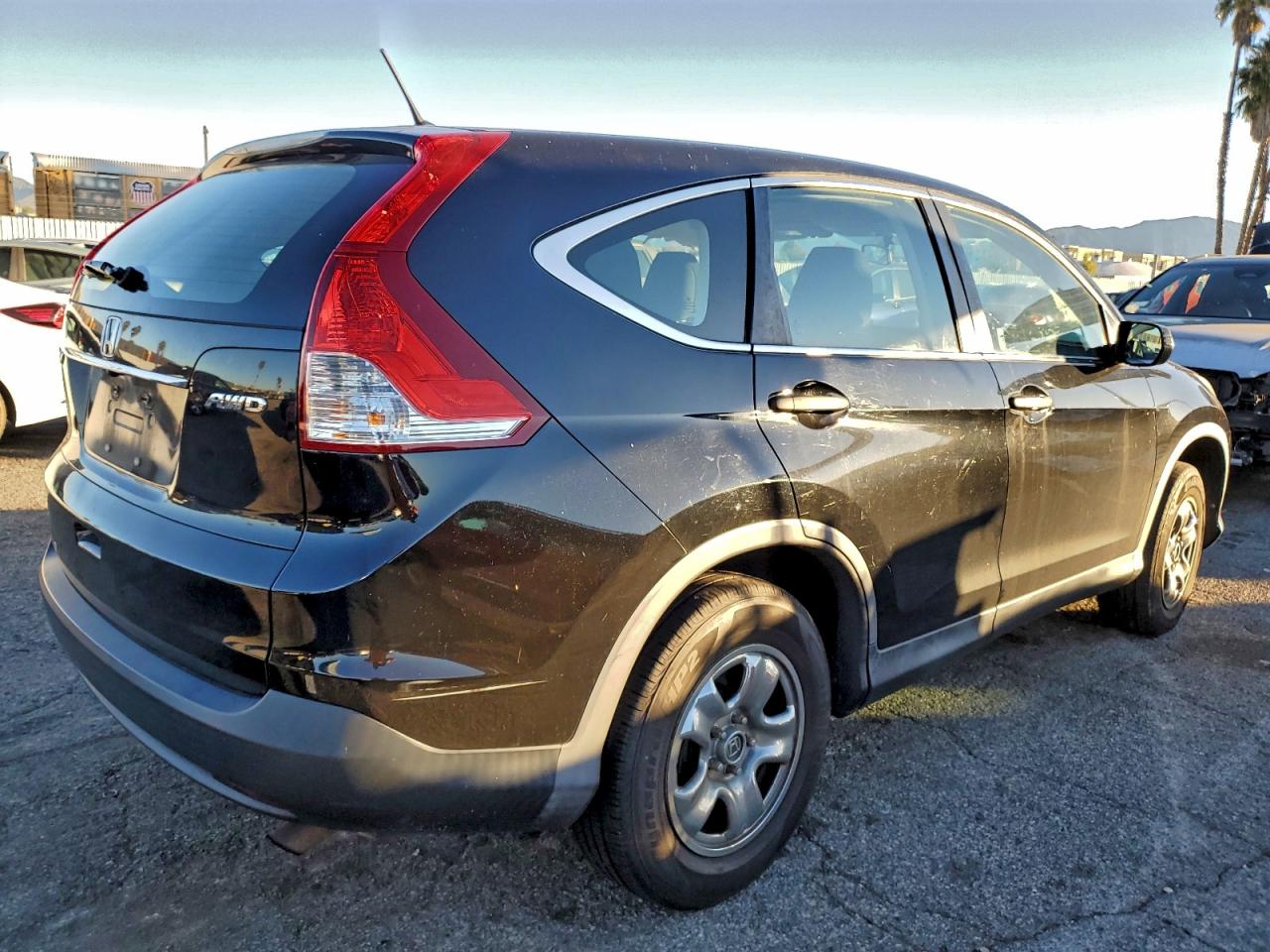 2013 HONDA CR-V LX photo 5