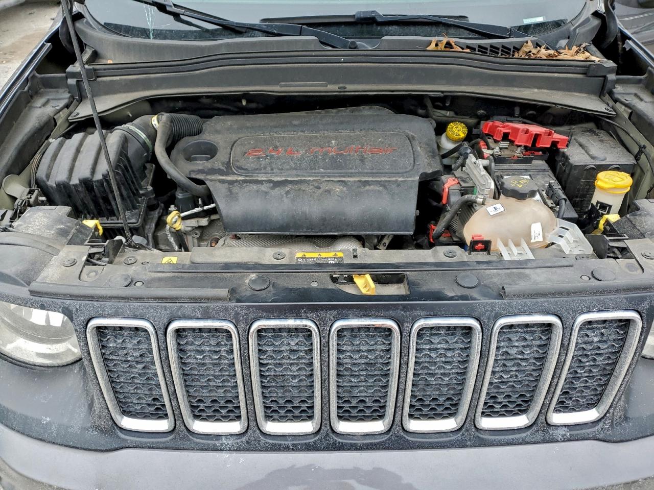 2019 JEEP RENEGADE LATITUDE photo 11