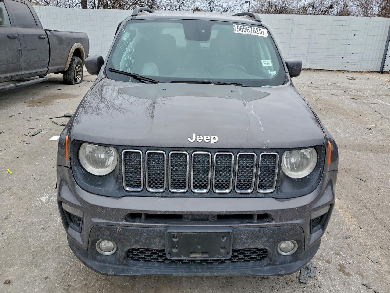 2019 JEEP RENEGADE LATITUDE photo 5