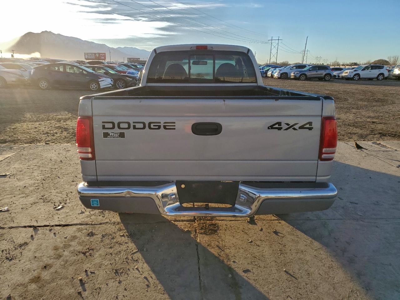 1999 DODGE DAKOTA photo 6