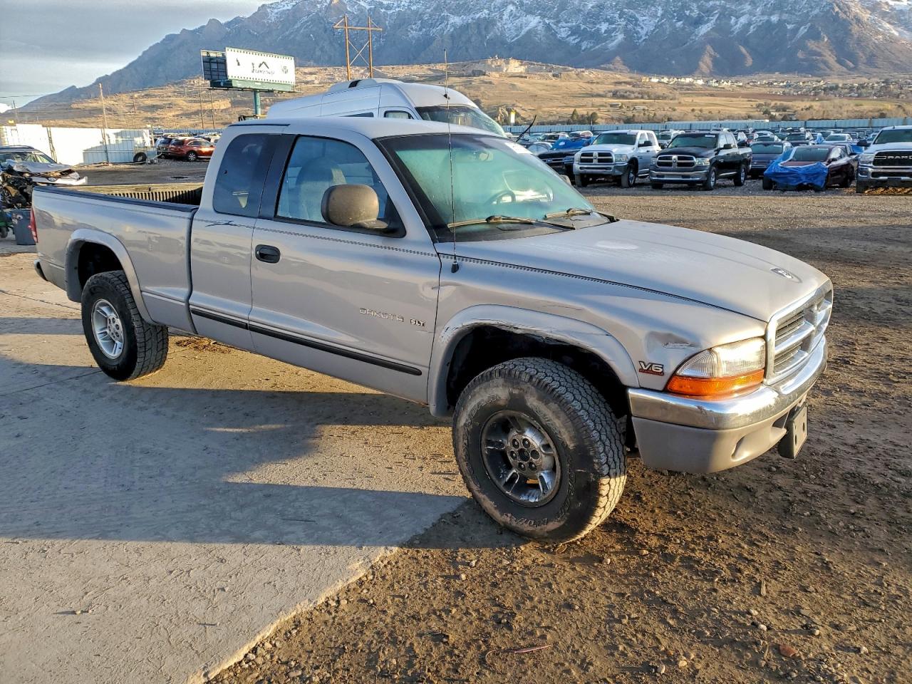 1999 DODGE DAKOTA photo 4