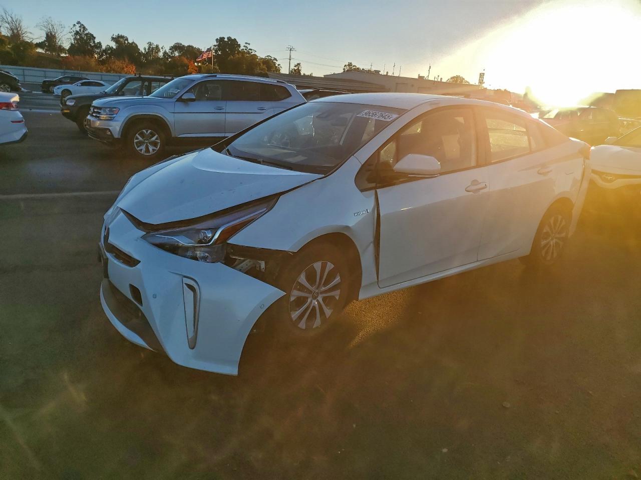 2019 TOYOTA PRIUS