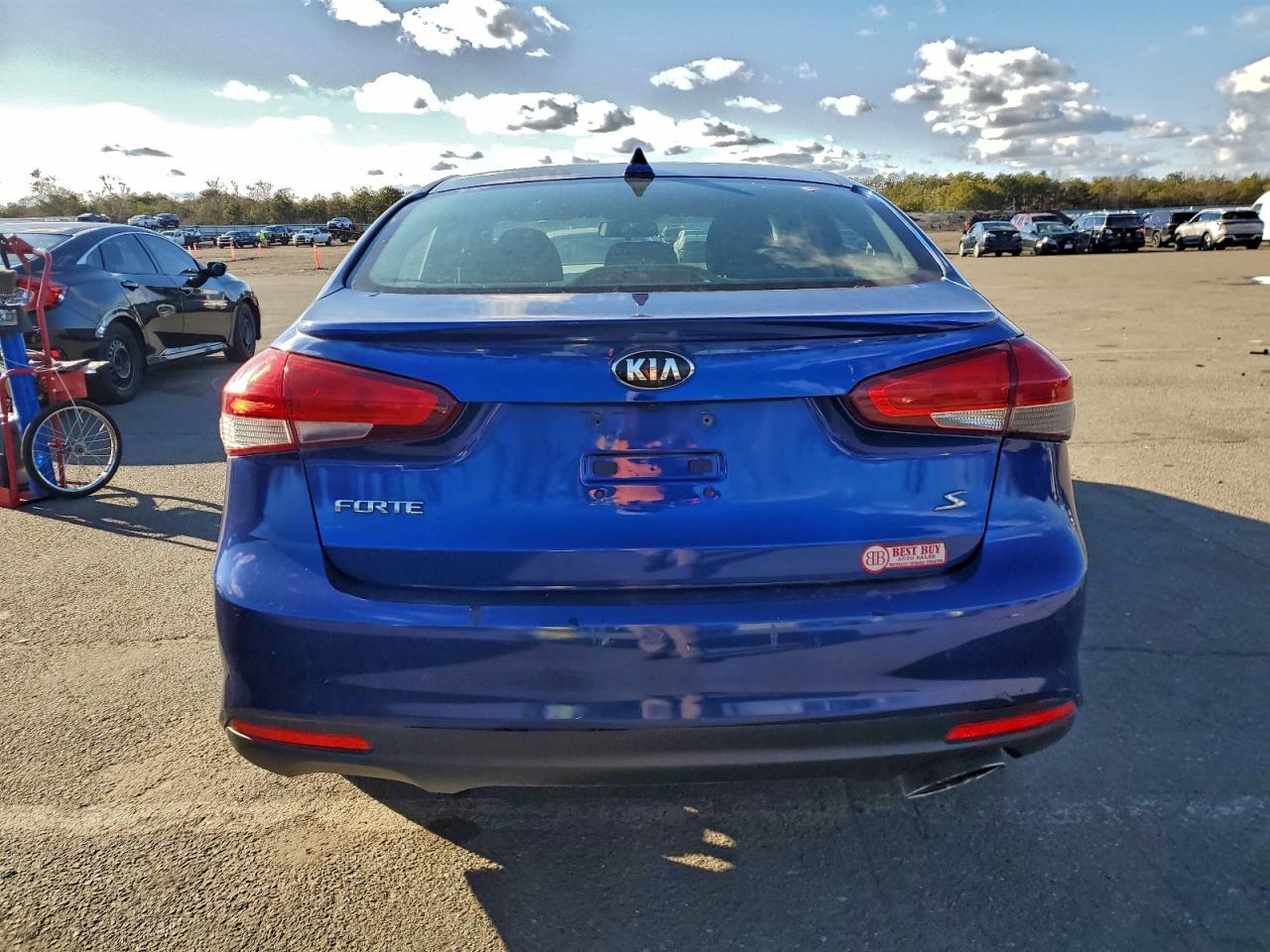 2017 KIA FORTE LX photo 6