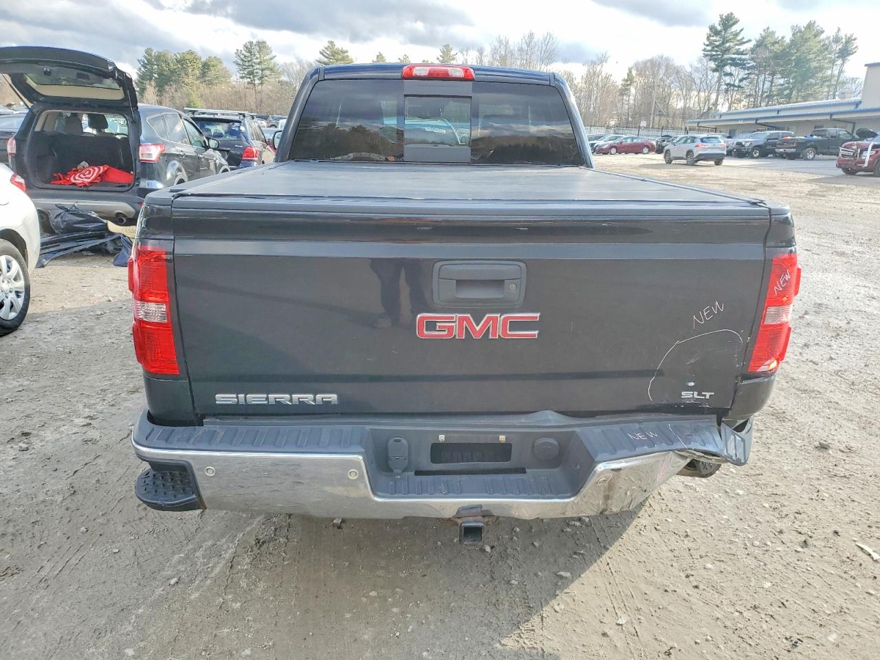 2015 GMC SIERRA K1500 SLT photo 6