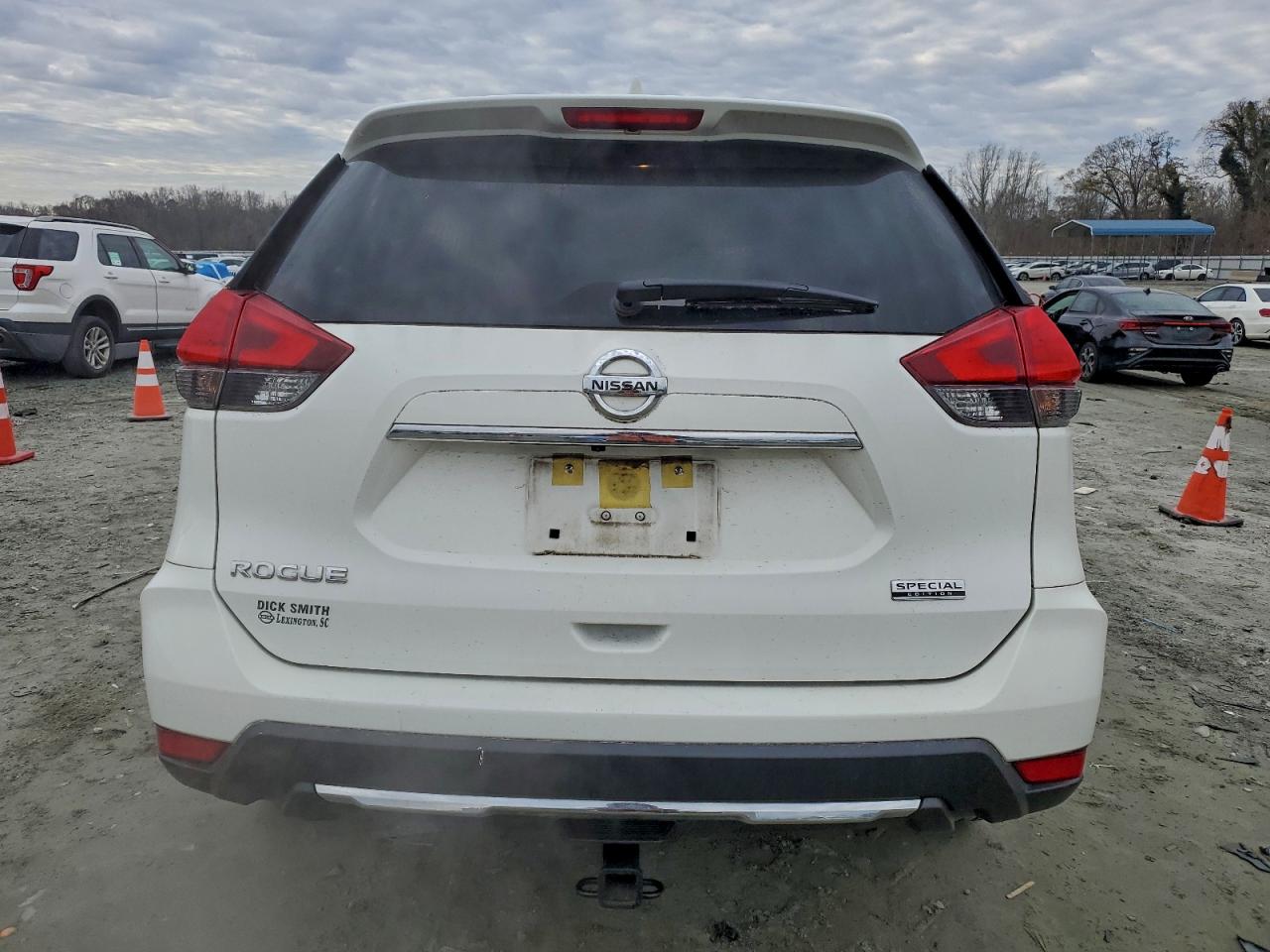 2020 NISSAN ROGUE S photo 16