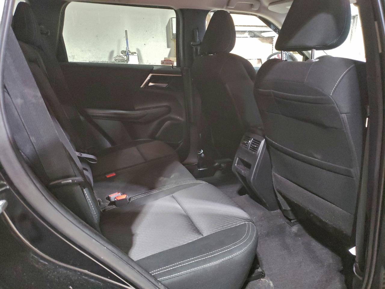 2024 MITSUBISHI OUTLANDER ES photo 11
