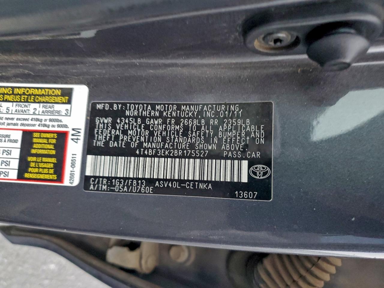 2011 TOYOTA CAMRY BASE photo 23