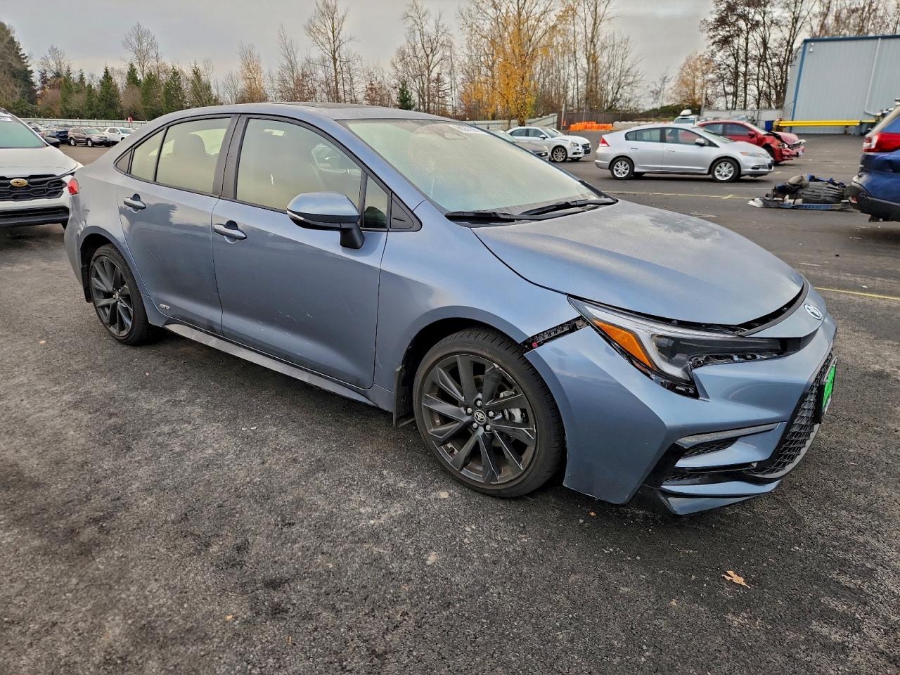 2025 TOYOTA COROLLA LE photo 4