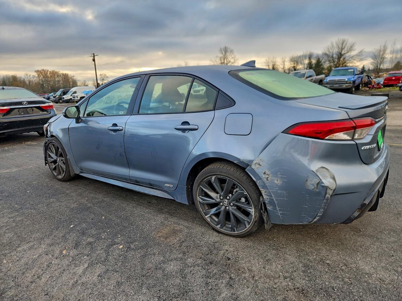 2025 TOYOTA COROLLA LE photo 2