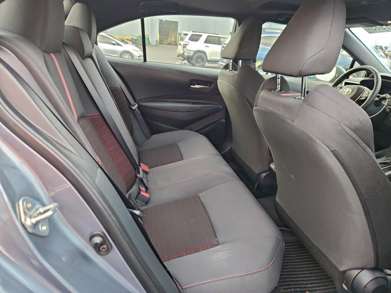 2025 TOYOTA COROLLA LE photo 10