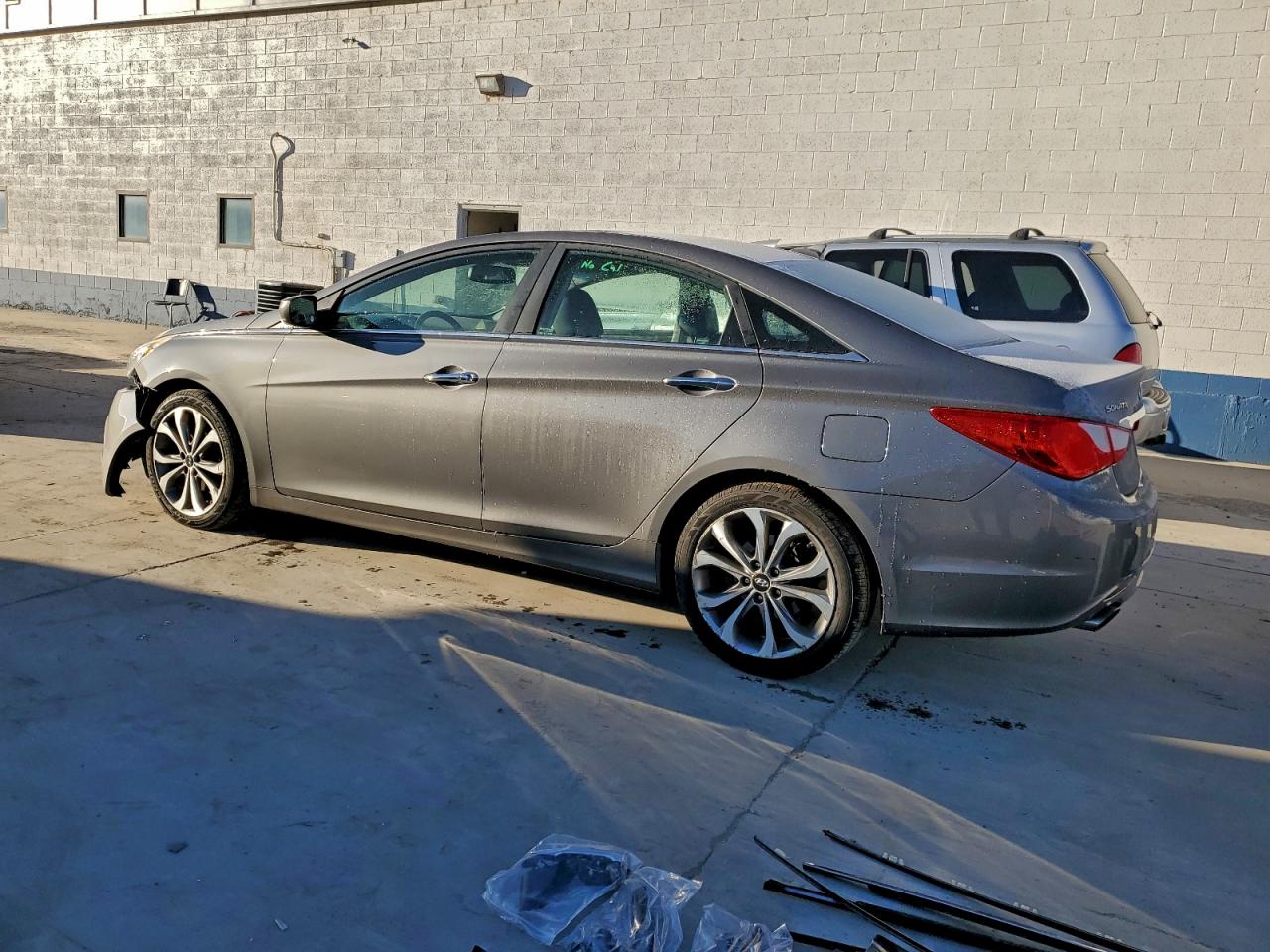 2013 HYUNDAI SONATA SE photo 2