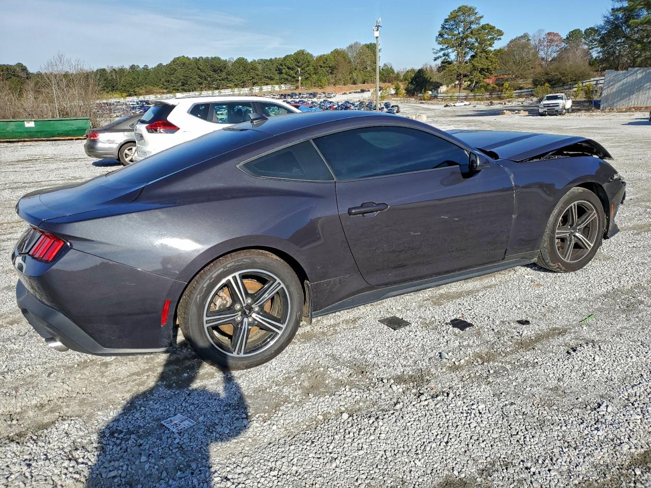 2024 FORD MUSTANG photo 3