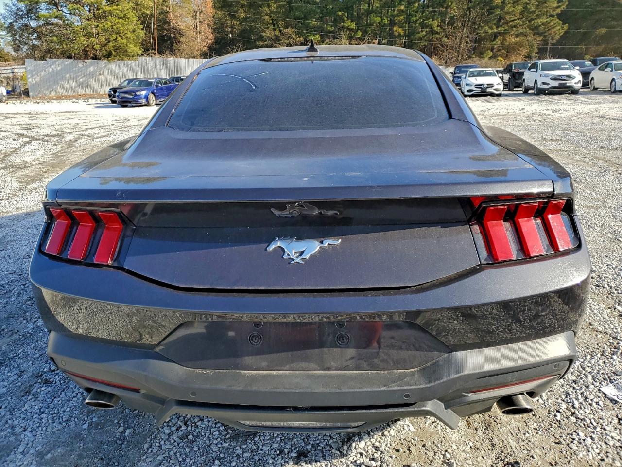 2024 FORD MUSTANG photo 6
