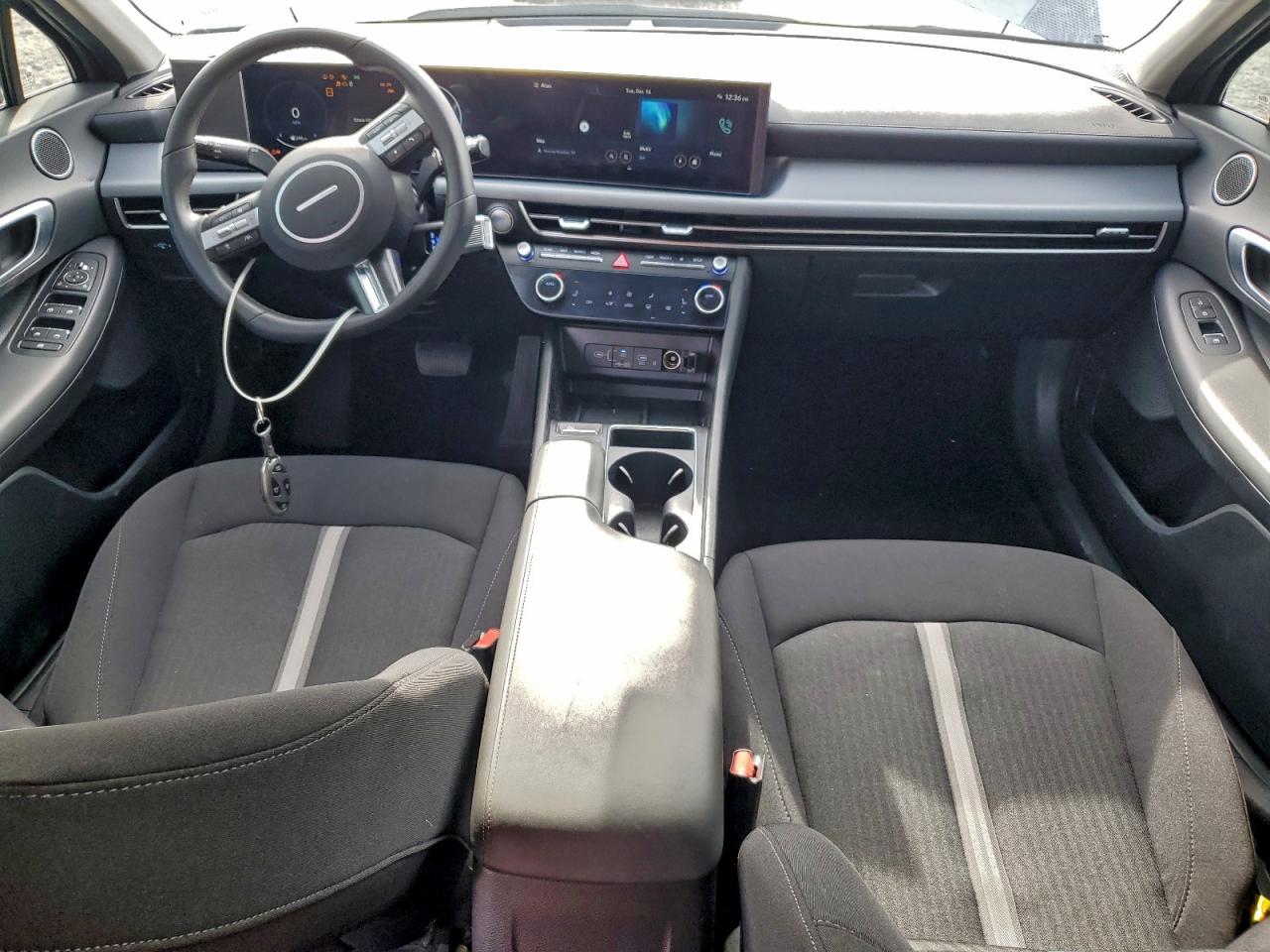 2024 HYUNDAI SONATA SEL photo 8