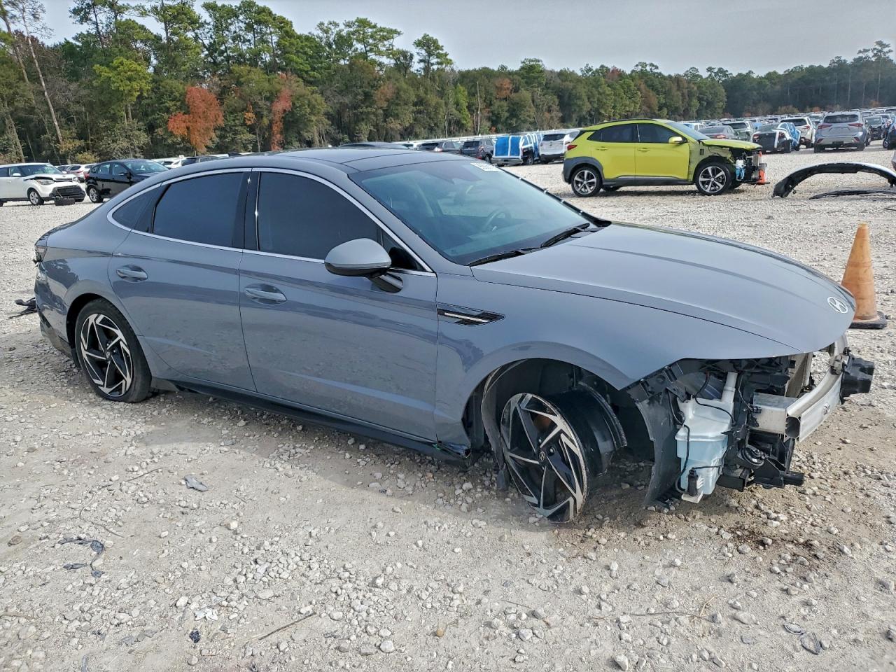 2024 HYUNDAI SONATA SEL photo 4