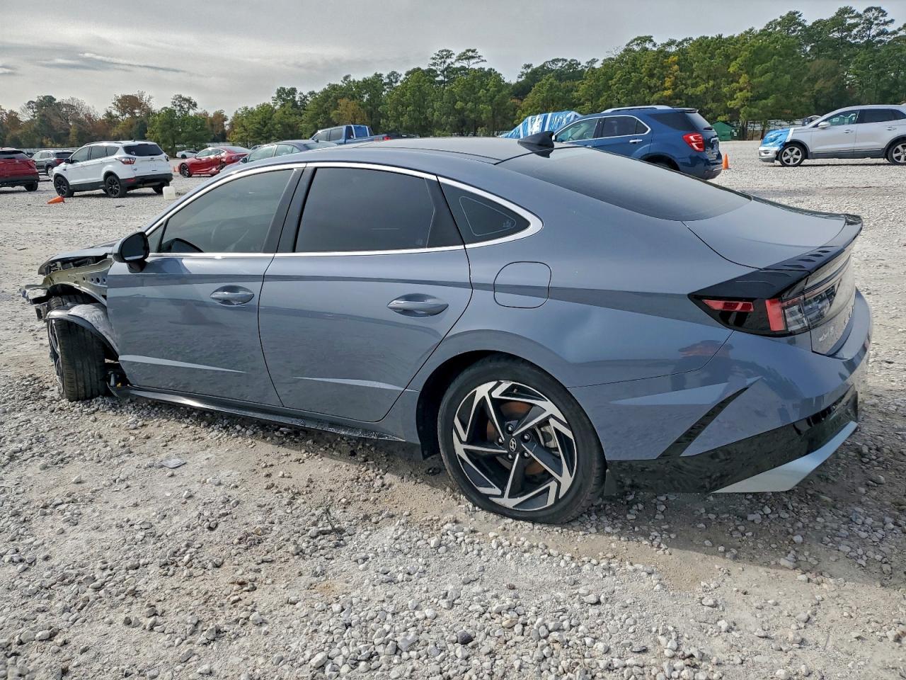 2024 HYUNDAI SONATA SEL photo 2