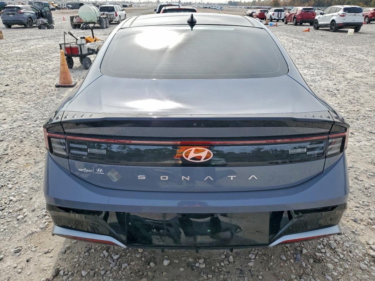 2024 HYUNDAI SONATA SEL photo 6