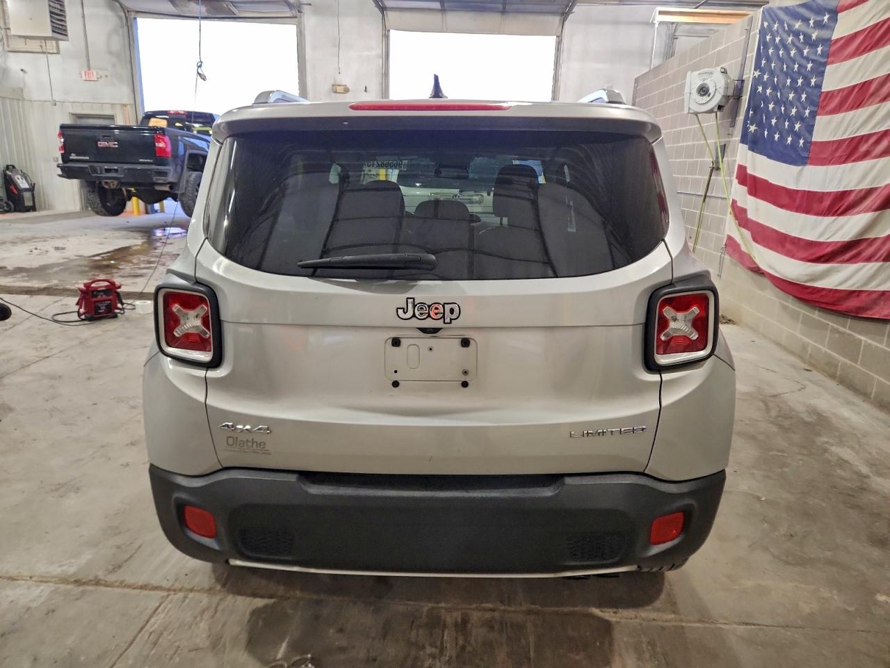2015 JEEP RENEGADE LIMITED photo 11