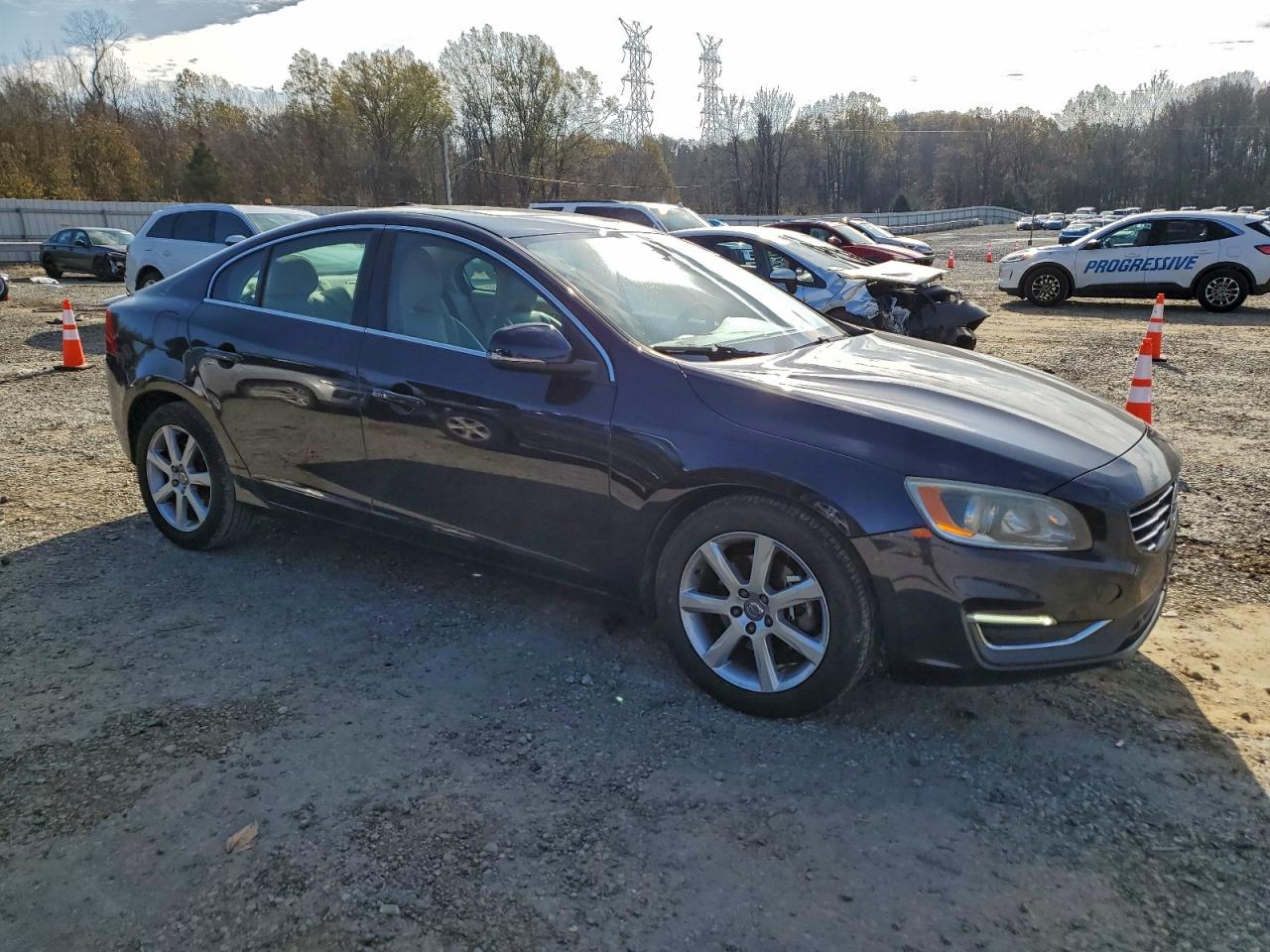 2016 VOLVO S60 PREMIER photo 4