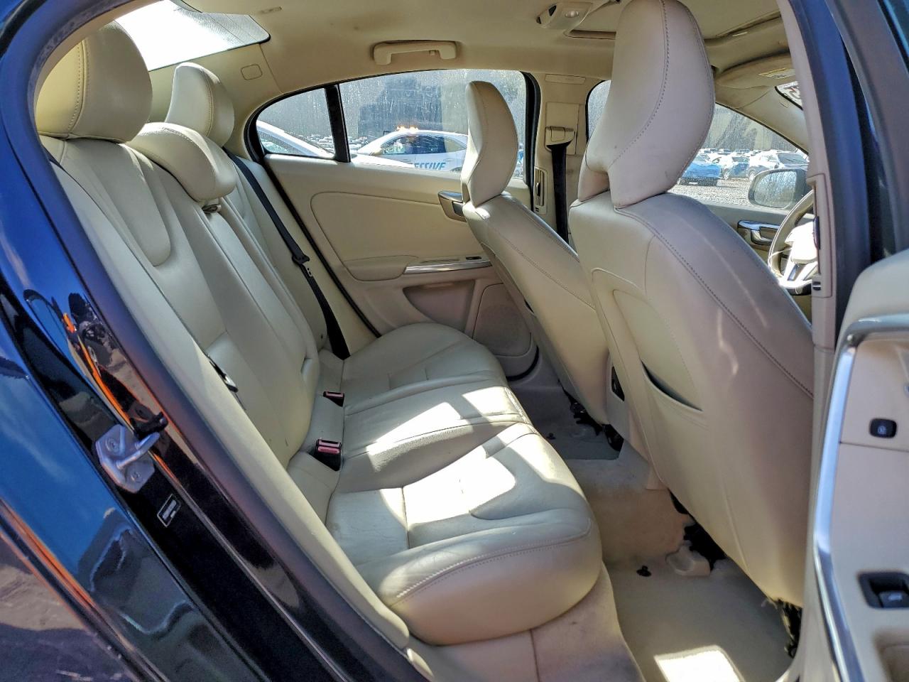 2016 VOLVO S60 PREMIER photo 10