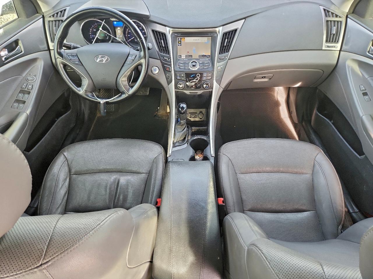 2015 HYUNDAI SONATA HYBRID photo 8