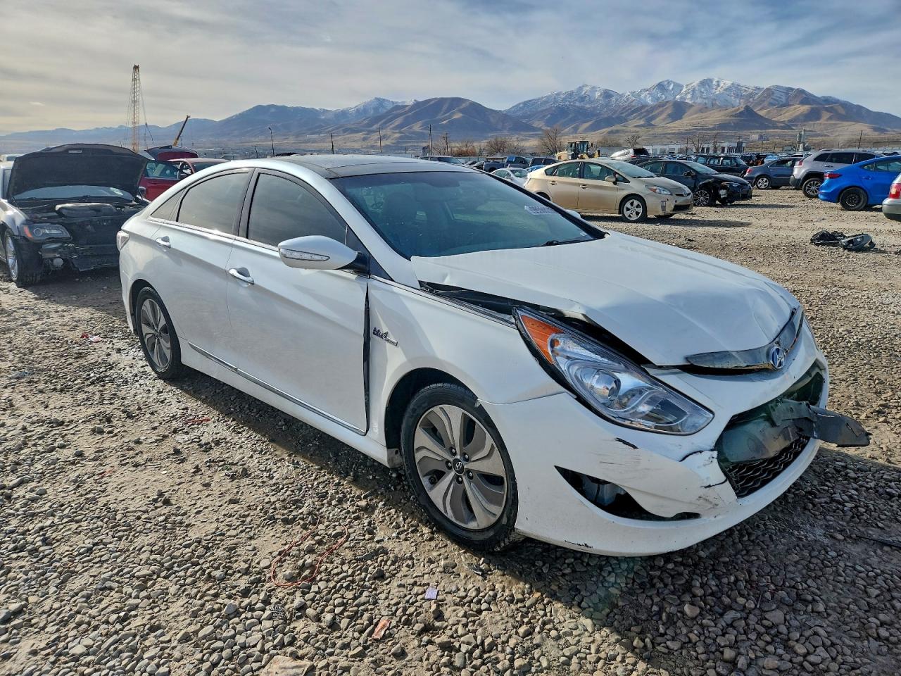 2015 HYUNDAI SONATA HYBRID photo 4