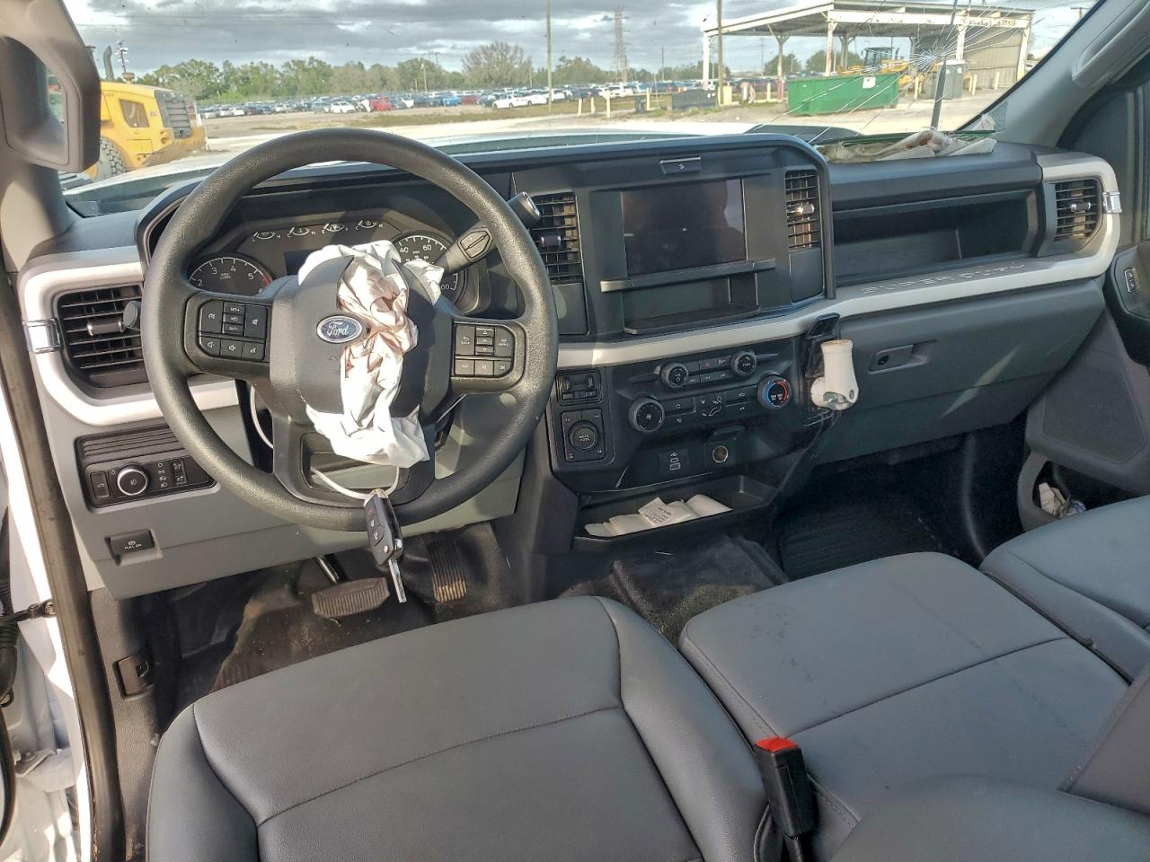 2025 FORD F350 SUPER DUTY photo 8