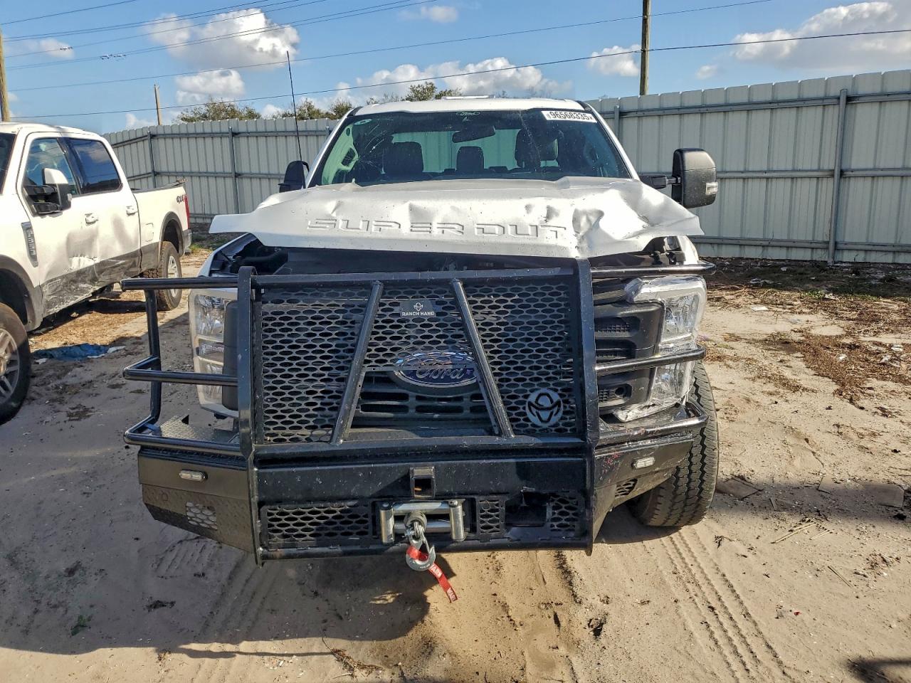 2025 FORD F350 SUPER DUTY photo 5