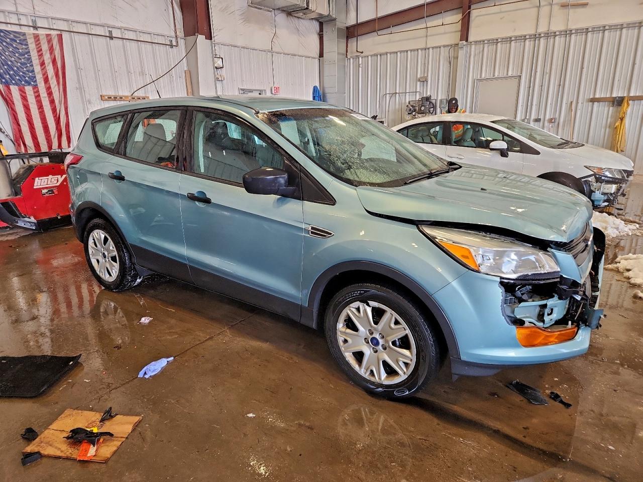 2013 FORD ESCAPE S photo 4