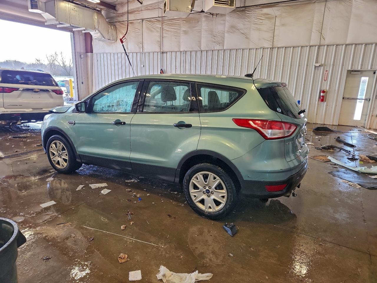 2013 FORD ESCAPE S photo 2