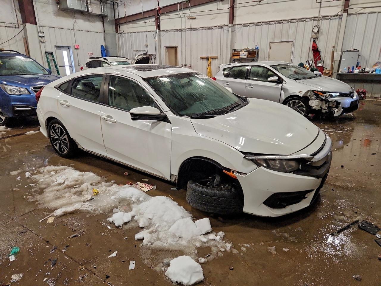 2016 HONDA CIVIC EX photo 4