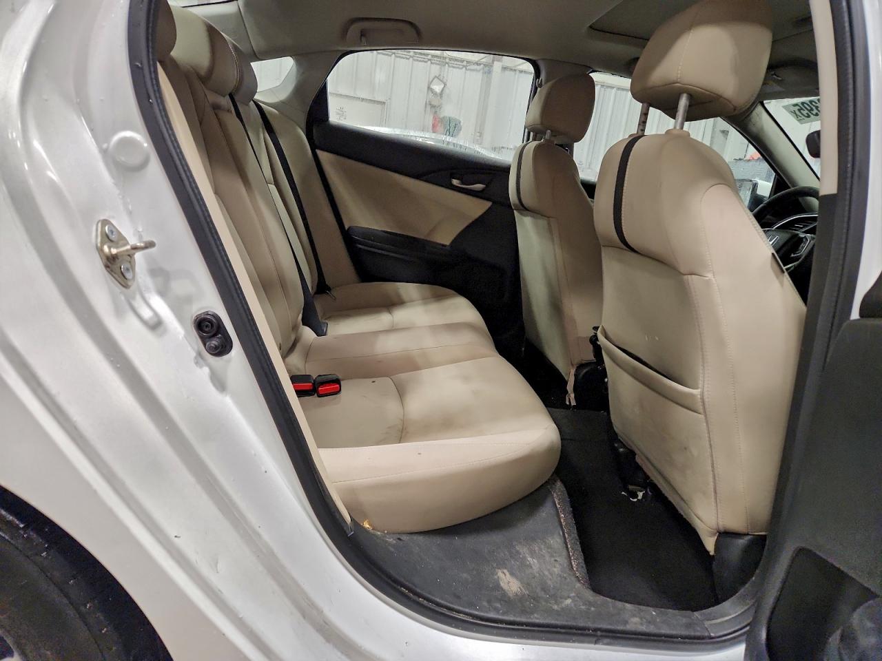 2016 HONDA CIVIC EX photo 10