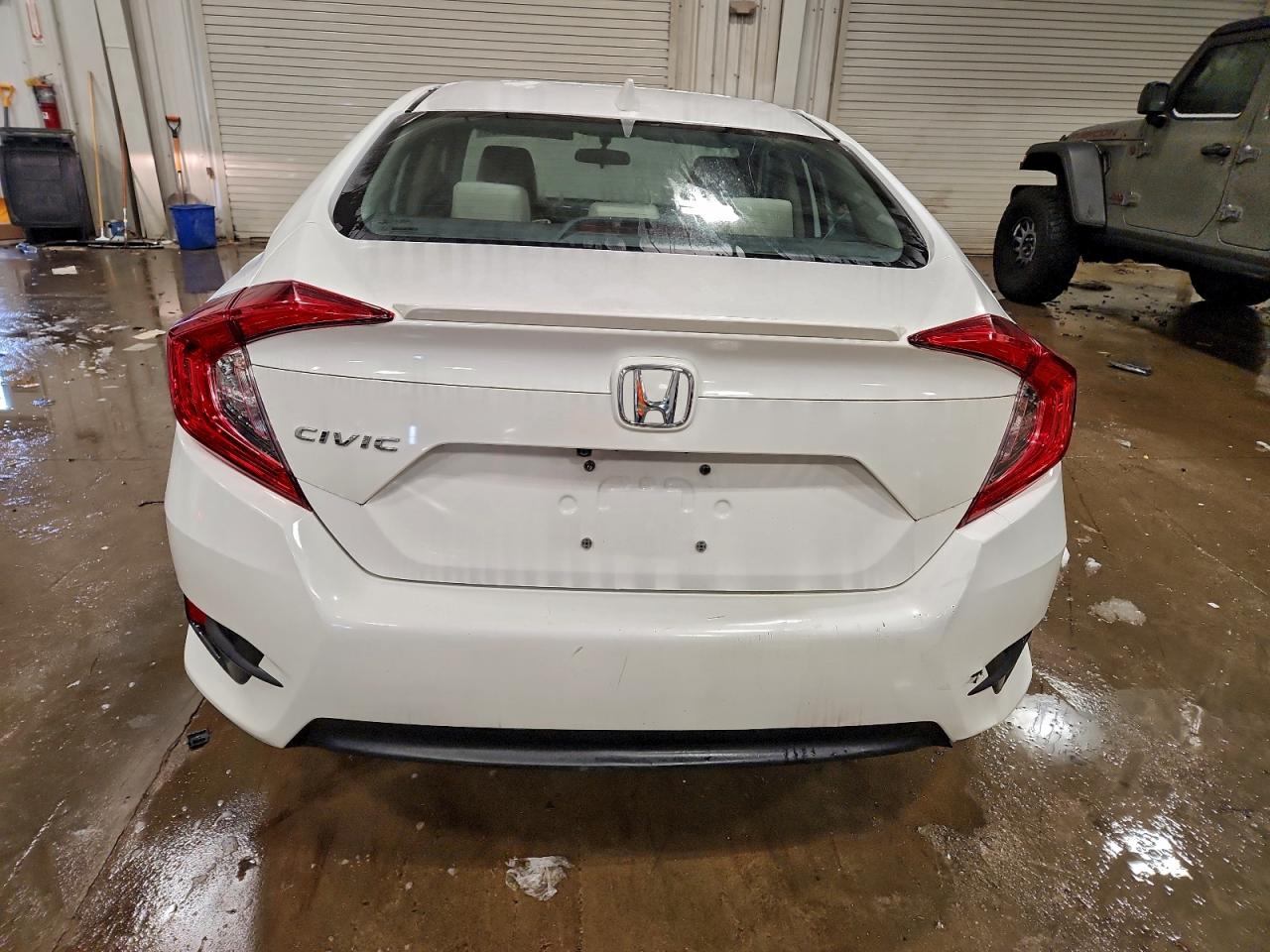 2016 HONDA CIVIC EX photo 6