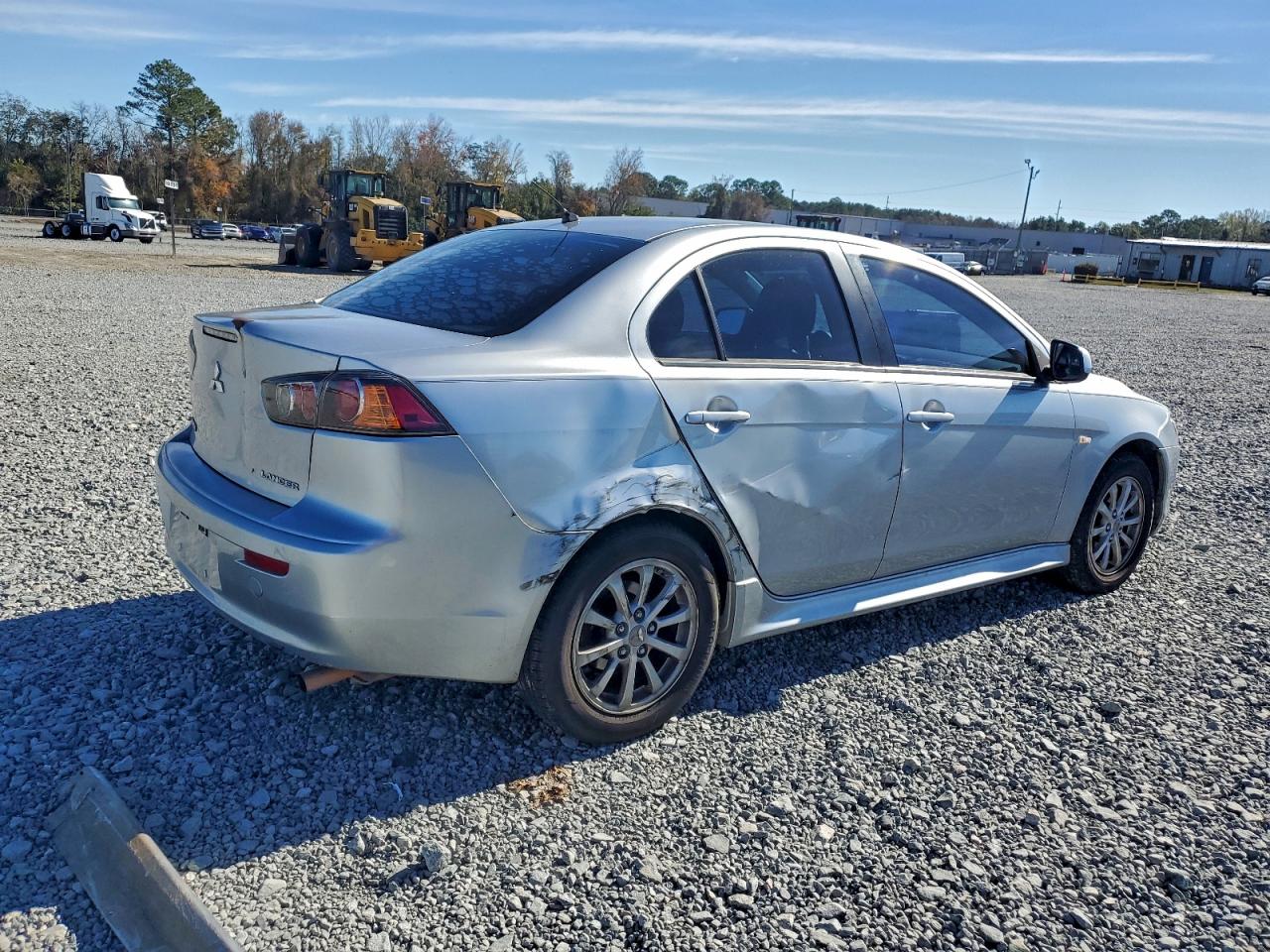 2014 MITSUBISHI LANCER ES/ES SPORT photo 3