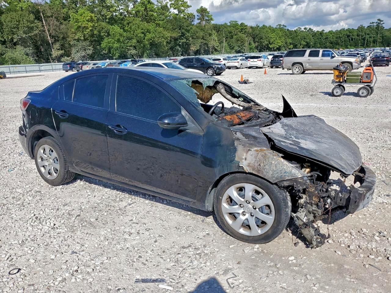 2013 MAZDA 3 I photo 4