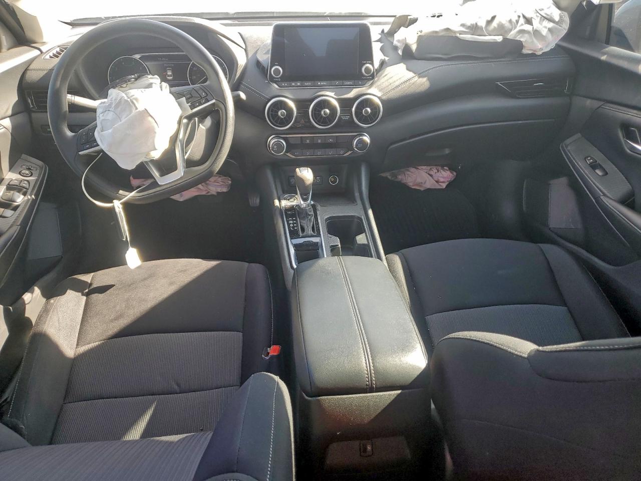 2024 NISSAN SENTRA SV photo 8