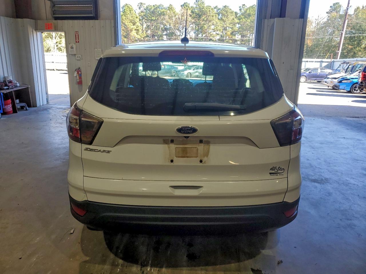 2017 FORD ESCAPE S photo 6