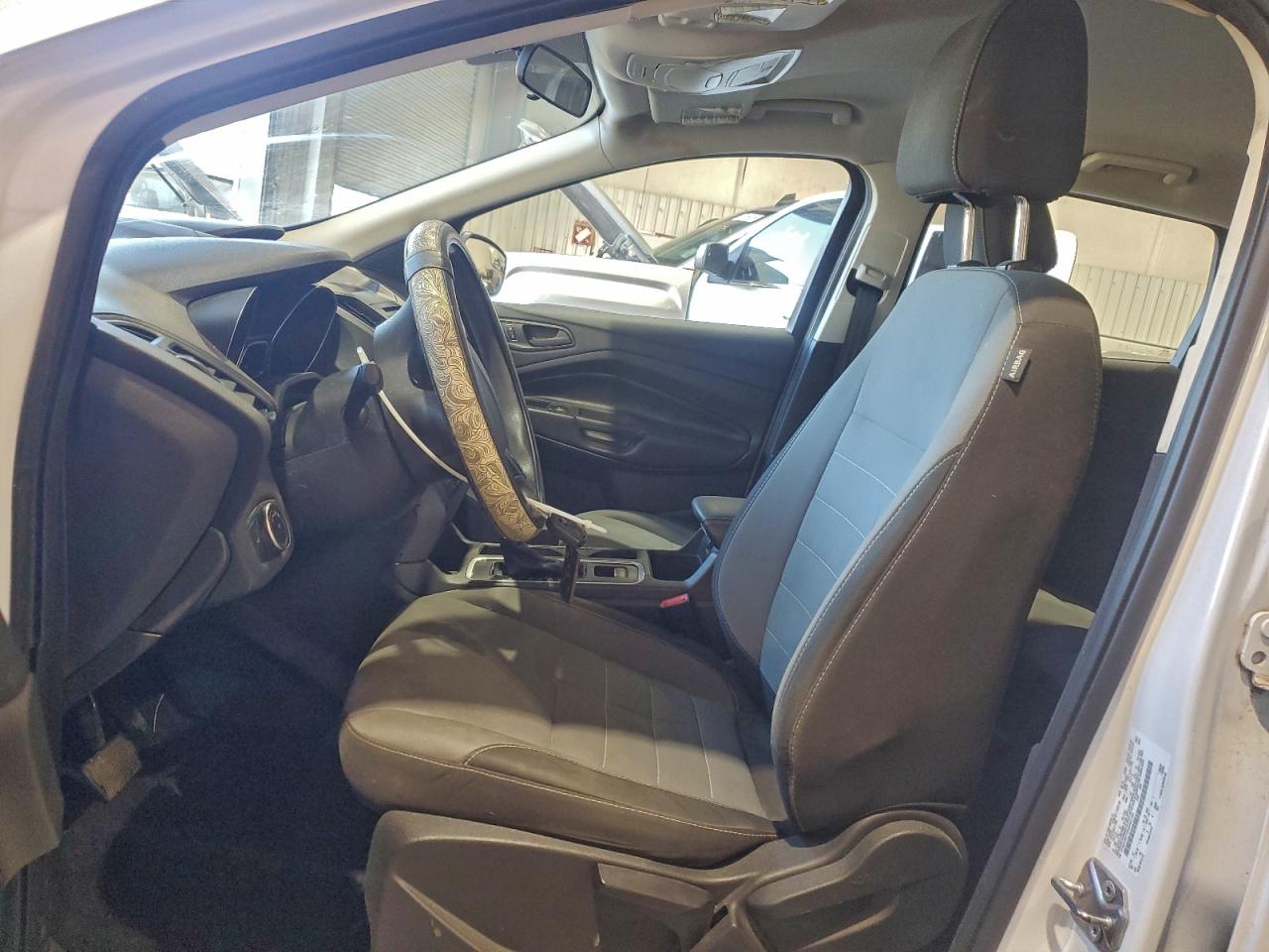 2017 FORD ESCAPE S photo 7